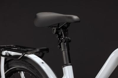 Cube Kathmandu Hybrid Deluxe Pro 800 metallicwhite'n'chrome Gr&ouml;&szlig;e: Trapeze 58 cm Produktbild 4